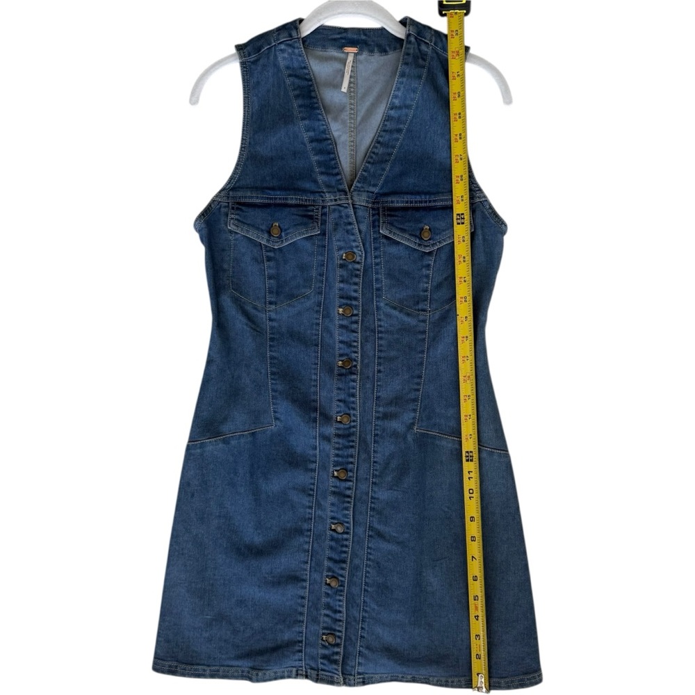 Free People Wandering Star Denim Mini Dress Blue Button Front Size 6 NWT - Picture 2 of 9